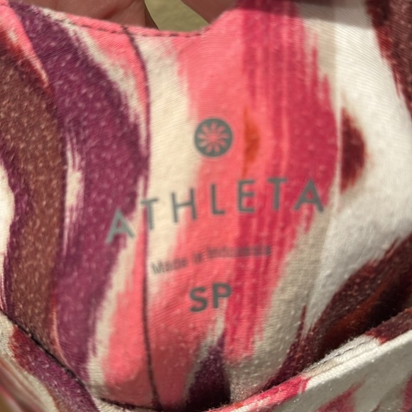 Athleta Pink and White Patterned Top - Picture 5 of 7